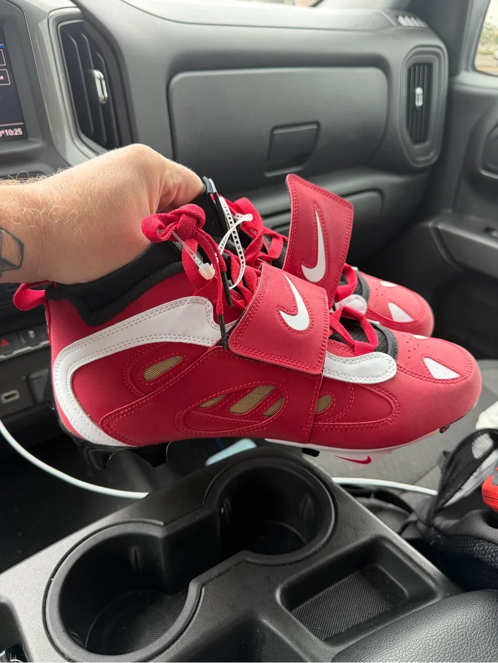 Deion Sanders diamond turf 2 Nike cleats
